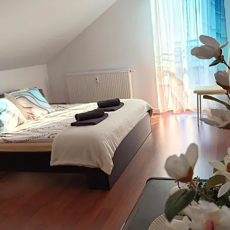 Sea&lake View ميلنو